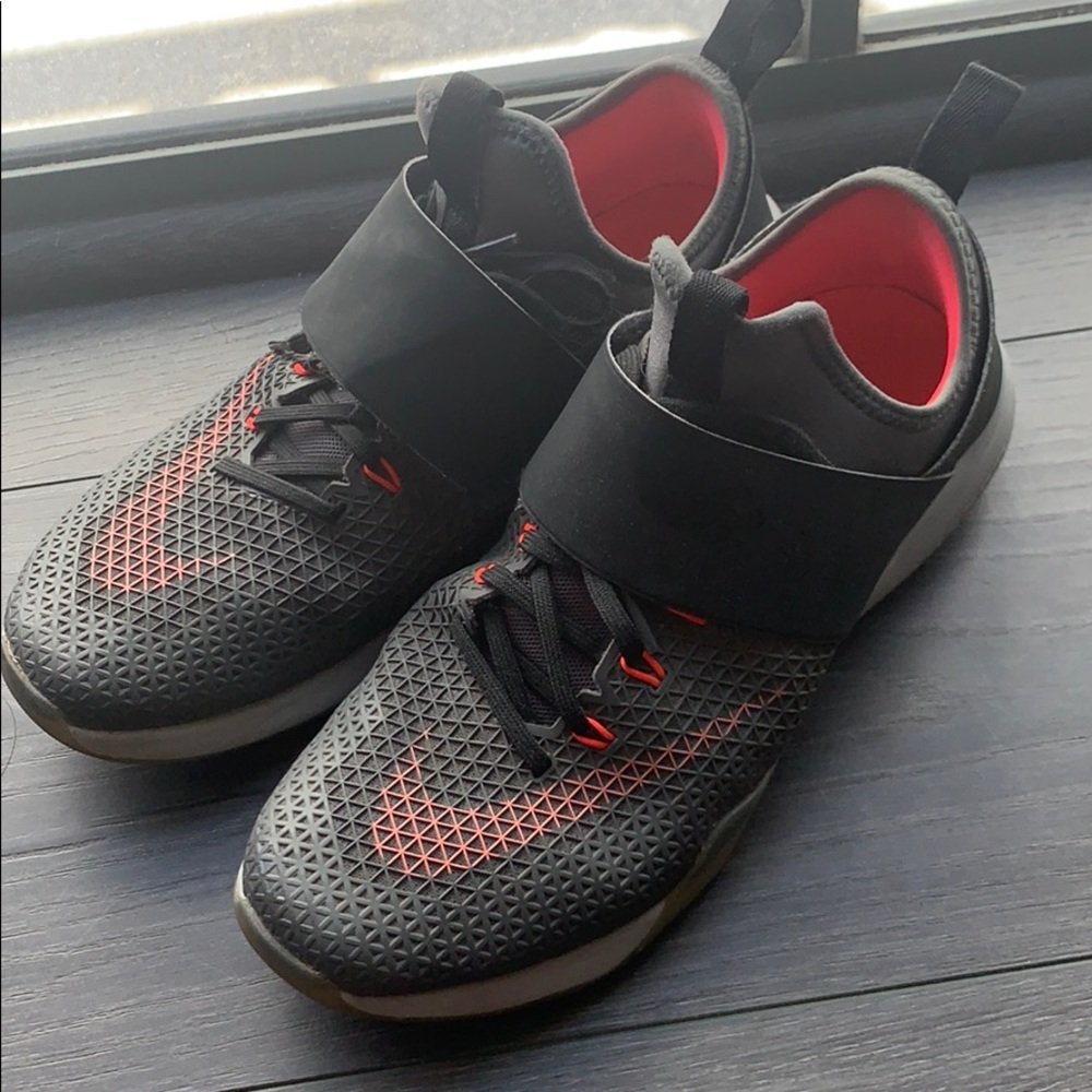Nike women perfect workout shoes
